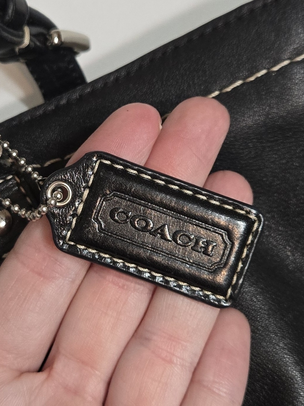 COACH Black Leather Tote with Contrast Stitching - Picture 3 of 8